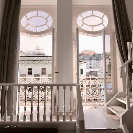 En Un Edificio Senorial: Duplex Totalmente Nuevo. *