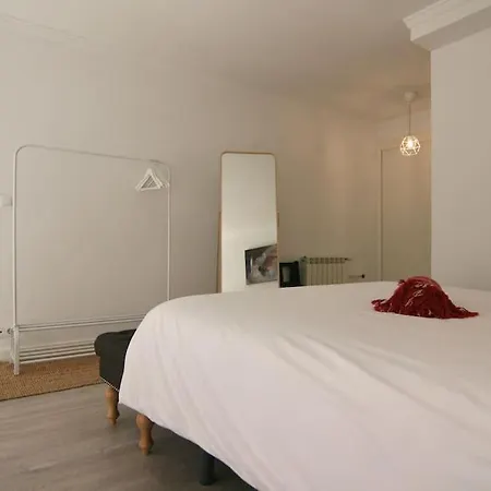 En Un Edificio Senorial: Duplex Totalmente Nuevo. Vigo