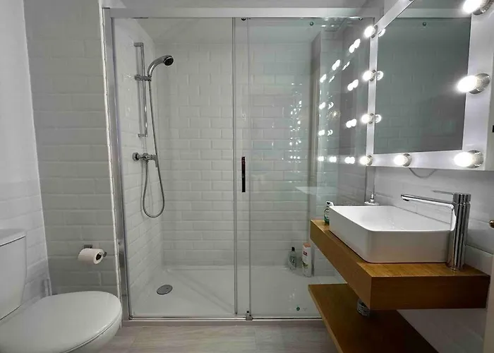 P Sanz 1, 405 By Ybh * Vigo